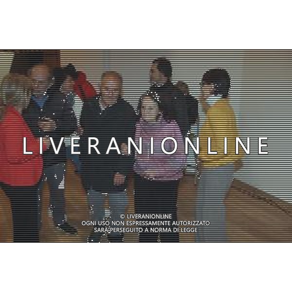 IMOLA 21 11 2025 AUDITORIUM DEL COMPLESSO OSSERVANZA PRESENTAZIONE DEL FILM DOCUMENTARIO ‘NON ERAVAMO MAI STATI MALATI’ NELLA FOTO ARRIVO DI MARTA MANUELLI PRESIDENTE ASS. CA\' DEL VENT CON UN EX PAZIENTE DEL MANICOMIO OSSERVANZA ©SANNA - AGENZIA ALDO LIVERANI SAS