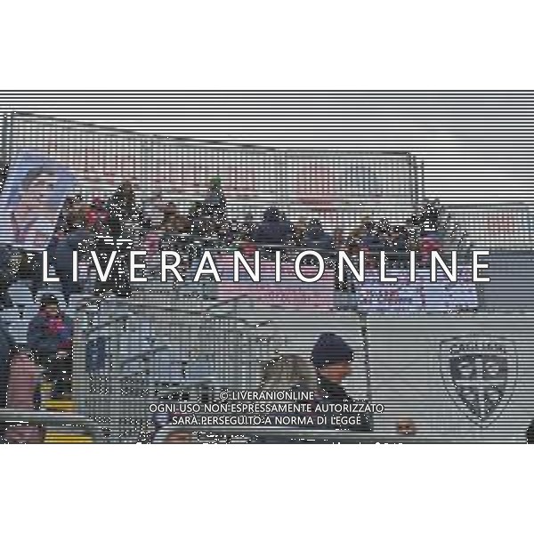 22-11-2025. Cagliari calcio-Genoa F.C: calcio, 12° giornta serie A 2025/2026, campionato calcio Italia, stadio Unipol Domus Cagliari. Foto Salvatore Moi/Agenzia Aldo Liverani s.as. Nella foto: Tifosi Cagliari in casa, nella curva sud dello stadio Unipol Domus ©MOI SALVATORE - AGENZIA ALDO LIVERANI SAS