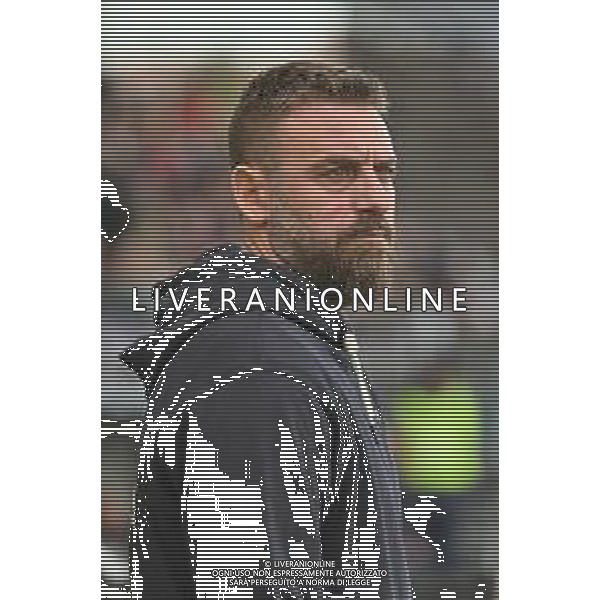 22-11-2025. Cagliari calcio-Genoa F.C: calcio, 12° giornta serie A 2025/2026, campionato calcio Italia, stadio Unipol Domus Cagliari. Foto Salvatore Moi/Agenzia Aldo Liverani s.as. Nella foto: Daniele De Rossi Allenatore Genoa ©MOI SALVATORE - AGENZIA ALDO LIVERANI SAS