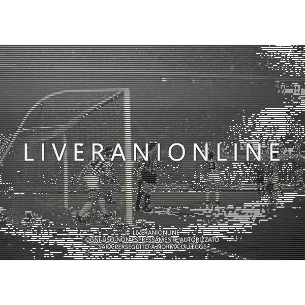 28-11-1979 MILANO QUARTI DI FINALE ANDATA DI COPPA ITALIA INTER -JUVENTUS 1-2 NELLA FOTO DOPO GOAL CESARE PRANDELLI AG ALDO LIVERANI SAS