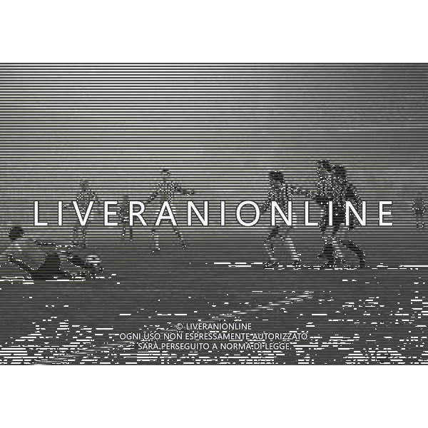 28-11-1979 MILANO QUARTI DI FINALE ANDATA DI COPPA ITALIA INTER -JUVENTUS 1-2 NELLAFOTO PARATA DINO ZOFF AG ALDO LIVERANI SAS