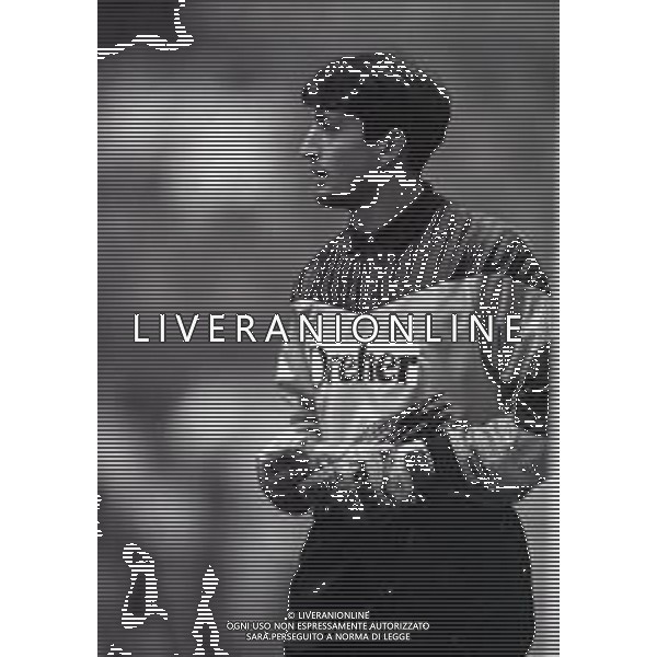 NEG-14-11-1990-MILANO-COPPA ITALIA MILAN -LECCE 3-0 NELLA FOTO GIUSEPPE GATTA AG ALDO LIVERANI SAS