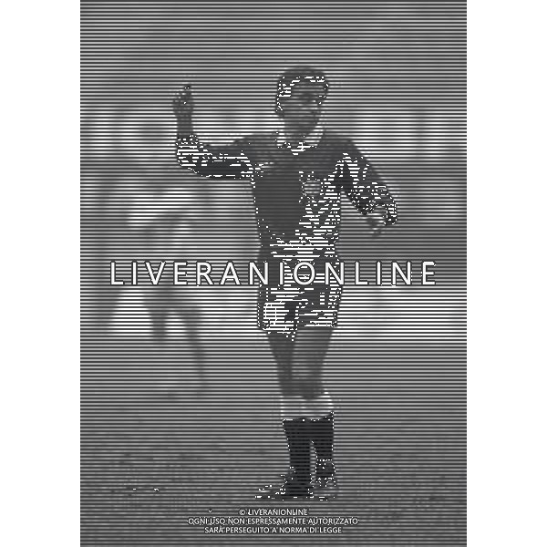 NEG-14-11-1990-MILANO-COPPA ITALIA MILAN -LECCE 3-0 NELLA FOTO ARBITRO PEZZELLA ARCANGELO AG ALDO LIVERANI SAS