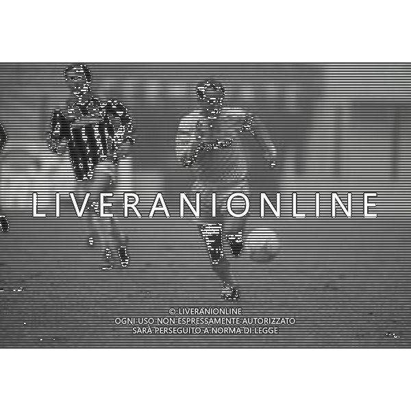 NEG-14-11-1990-MILANO-COPPA ITALIA MILAN -LECCE 3-0 NELLA FOTO PEDRO PASCULLI AG ALDO LIVERANI SAS