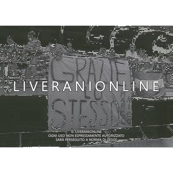 NEG-28-05-1995 MILANO-CAMPIONATO DI CALCIO SERIE A MILAN-BARI 0-1 NELLA FOTO TIFOSI MILAN AG ALDO LIVERANI SAS