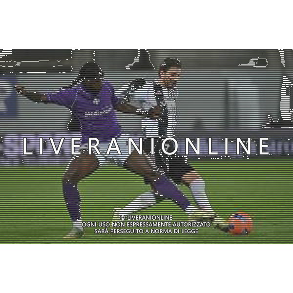 TVRG Fiorentina vs Juventus nella foto Moise Kean (Fiorentina) e Manuel Locatelli (Juventus) Firenze 22-11-2025 Stadio Artemio Franchi Fiorentina vs Juventus Campionato Serie A Enilive - 12a giornata foto Roberto Garavaglia/Agenzia Aldo Liverani sas