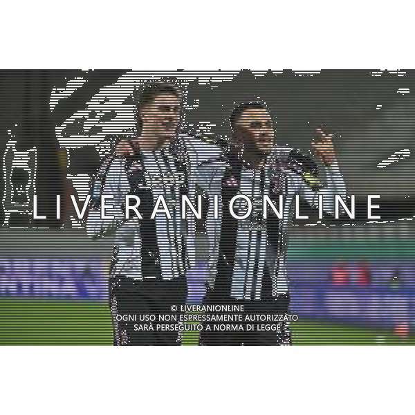 TVRG Fiorentina vs Juventus nella foto Kenan Yildiz (Juventus) e Filip Kostic (Juventus) esultanza dopo il gol dell\'1 a 0 Firenze 22-11-2025 Stadio Artemio Franchi Fiorentina vs Juventus Campionato Serie A Enilive - 12a giornata foto Roberto Garavaglia/Agenzia Aldo Liverani sas