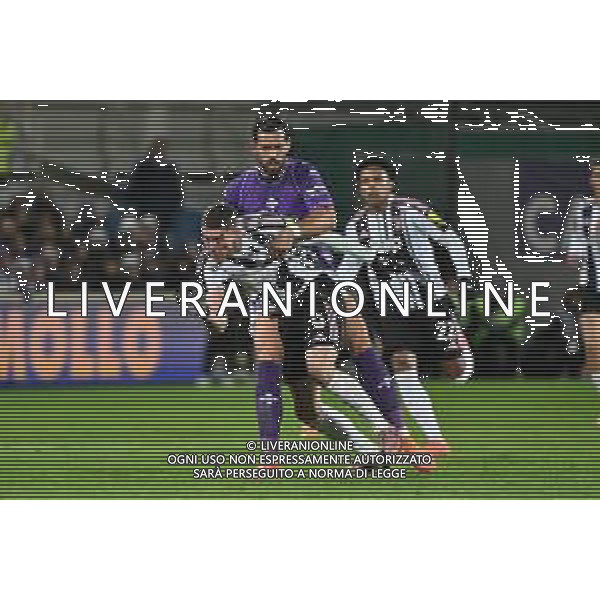 TVRG Fiorentina vs Juventus nella foto Pablo Marì (Fiorentina) e Dusan Vlahovic (Juventus) Firenze 22-11-2025 Stadio Artemio Franchi Fiorentina vs Juventus Campionato Serie A Enilive - 12a giornata foto Roberto Garavaglia/Agenzia Aldo Liverani sas