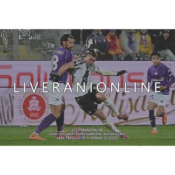 TVRG Fiorentina vs Juventus nella foto Pablo Marì (Fiorentina) e Dusan Vlahovic (Juventus) Firenze 22-11-2025 Stadio Artemio Franchi Fiorentina vs Juventus Campionato Serie A Enilive - 12a giornata foto Roberto Garavaglia/Agenzia Aldo Liverani sas