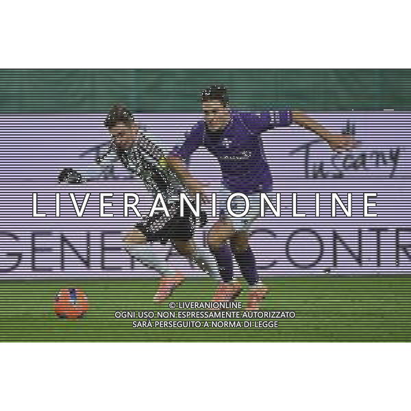 TVRG Fiorentina vs Juventus nella foto Francisco Conceicao (Juventus) e Nicolò Fagioli (Fiorentina) Firenze 22-11-2025 Stadio Artemio Franchi Fiorentina vs Juventus Campionato Serie A Enilive - 12a giornata foto Roberto Garavaglia/Agenzia Aldo Liverani sas