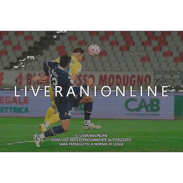 TVEM November 22, 2025 Bari, Italy - SSC Bari vs Frosinone Calcio - Italian Soccer Serie B 2025/2026 - San Nicola Stadium. In the pic: Antonio Raimondo of Frosinone Calcio scores a goal of 0-1 ©TVEM Emmanuele Mastrodonato - AGENZIA ALDO LIVERANI SAS