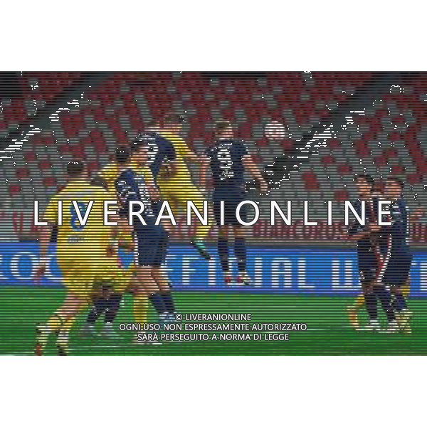 TVEM November 22, 2025 Bari, Italy - SSC Bari vs Frosinone Calcio - Italian Soccer Serie B 2025/2026 - San Nicola Stadium. In the pic: Gabriele Bracaglia of Frosinone Calcio scores a goal of 1-2 ©TVEM Emmanuele Mastrodonato - AGENZIA ALDO LIVERANI SAS