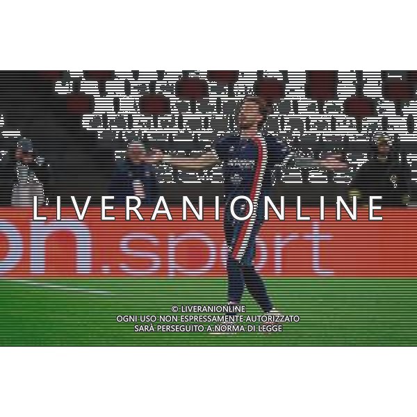 TVEM November 22, 2025 Bari, Italy - SSC Bari vs Frosinone Calcio - Italian Soccer Serie B 2025/2026 - San Nicola Stadium. In the pic: Gaetano Castrovilli of SSC Bari celebrates after scoring a goal ©TVEM Emmanuele Mastrodonato - AGENZIA ALDO LIVERANI SAS