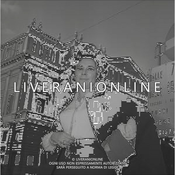 NEG-RTROSPETTIVA LEAR EVELYN SOPRANO NELLA FOTO LEAR EVELYN A MILANO NELL\'ANNO 1971 AG ALDO LIVERANI SAS