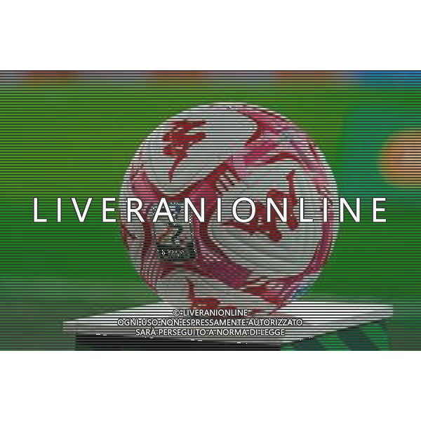 TVEM November 22, 2025 Bari, Italy - SSC Bari vs Frosinone Calcio - Italian Soccer Serie B 2025/2026 - San Nicola Stadium. In the pic: Official Ball red Lega B 2025 - 2026 -TVEM Emmanuele Mastrodonato - AGENZIA ALDO LIVERANI SAS