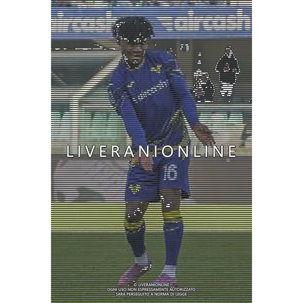 Gift Orban of Hellas Verona FC gestures during Hellas Verona FC vs Parma Calcio FC, 12° Serie A Enilive 2025-26 game at Marcantonio Bentegodi stadium in Verona (VR), Italy, on November 23, 2025. (Photo by Davide Casentini) AG ALDO LIVERANI SAS