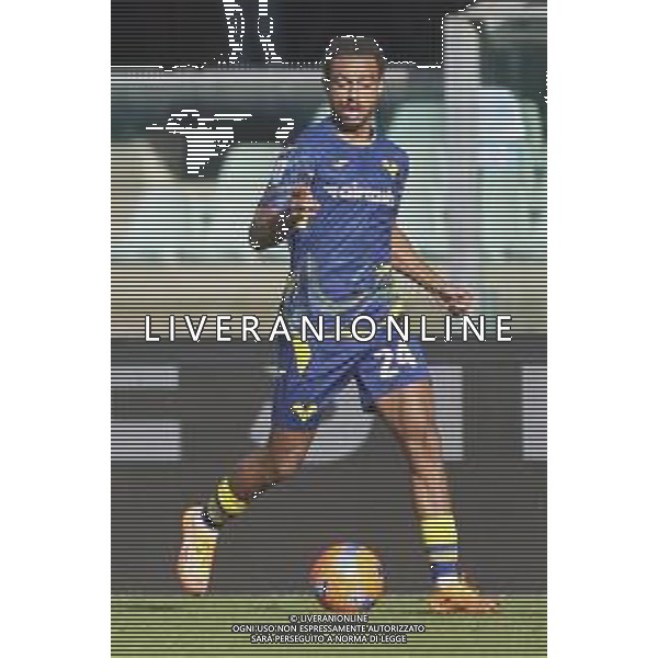 Antoine Joseph Bernède of Hellas Verona FC play the ball during Hellas Verona FC vs Parma Calcio FC, 12° Serie A Enilive 2025-26 game at Marcantonio Bentegodi stadium in Verona (VR), Italy, on November 23, 2025. (Photo by Davide Casentini) AG ALDO LIVERANI SAS