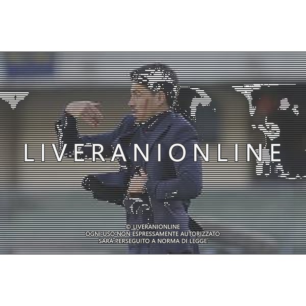 Carlos Cuesta Head Coach of Parma AC gestures during Hellas Verona FC vs Parma Calcio FC, 12° Serie A Enilive 2025-26 game at Marcantonio Bentegodi stadium in Verona (VR), Italy, on November 23, 2025. (Photo by Davide Casentini) AG ALDO LIVERANI SAS