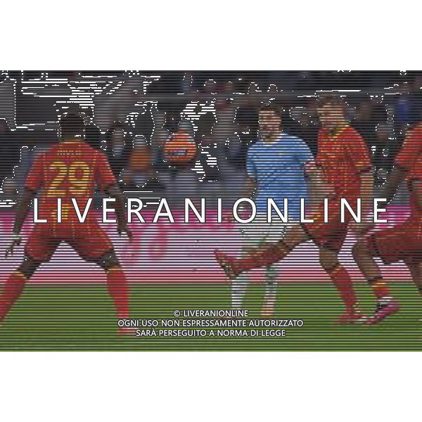 Lazio vs Lecce Campionato Serie A Enilive - 12 Giornata Stadio Olimpico - Roma 23-11-2025 nella foto Zaccagni e Ramadani Foto Federico Gaetano - ag Aldo liverani- AGENZIA ALDO LIVERANI SAS