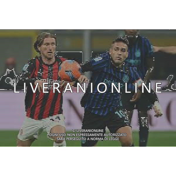 Inter vs Milan nella foto Luka Modric (Milan) e Lautaro Martinez (Inter) Milano 23-11-2025 Stadio Giuseppe Meazza - San Siro Inter vs Milan Campionato Serie A Enilive - 12a giornata foto Roberto Garavaglia/Agenzia Aldo Liverani sas