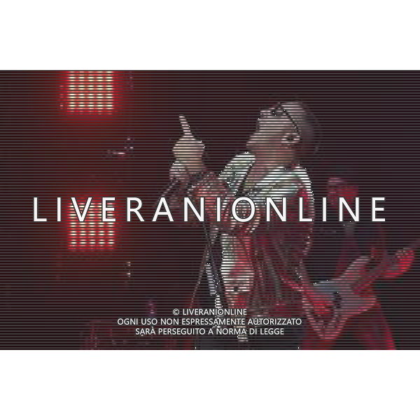 Roma 23 Novembre 2025 I Moda’ dal vivo al Palazzo dello Sport di Roma durante il loro ‘La notte dei Romantici Tour 2025’ Nella Foto: Francesco ‘Kekko’ Silvestre Foto Credit: Andrea Bracaglia- AGENZIA ALDO LIVERANI SAS