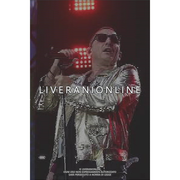 Roma 23 Novembre 2025 I Moda’ dal vivo al Palazzo dello Sport di Roma durante il loro ‘La notte dei Romantici Tour 2025’ Nella Foto: Francesco ‘Kekko’ Silvestre Foto Credit: Andrea Bracaglia- AGENZIA ALDO LIVERANI SAS