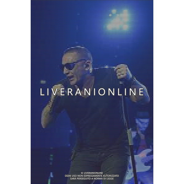 Roma 23 Novembre 2025 I Moda’ dal vivo al Palazzo dello Sport di Roma durante il loro ‘La notte dei Romantici Tour 2025’ Nella Foto: Francesco ‘Kekko’ Silvestre Foto Credit: Andrea Bracaglia- AGENZIA ALDO LIVERANI SAS