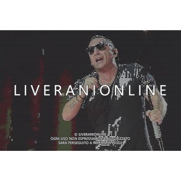 Roma 23 Novembre 2025 I Moda’ dal vivo al Palazzo dello Sport di Roma durante il loro ‘La notte dei Romantici Tour 2025’ Nella Foto: Francesco ‘Kekko’ Silvestre Foto Credit: Andrea Bracaglia- AGENZIA ALDO LIVERANI SAS