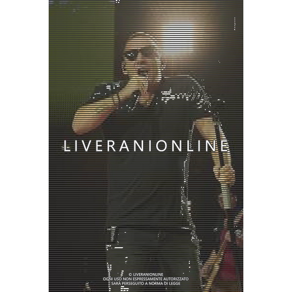 Roma 23 Novembre 2025 I Moda’ dal vivo al Palazzo dello Sport di Roma durante il loro ‘La notte dei Romantici Tour 2025’ Nella Foto: Francesco ‘Kekko’ Silvestre Foto Credit: Andrea Bracaglia- AGENZIA ALDO LIVERANI SAS