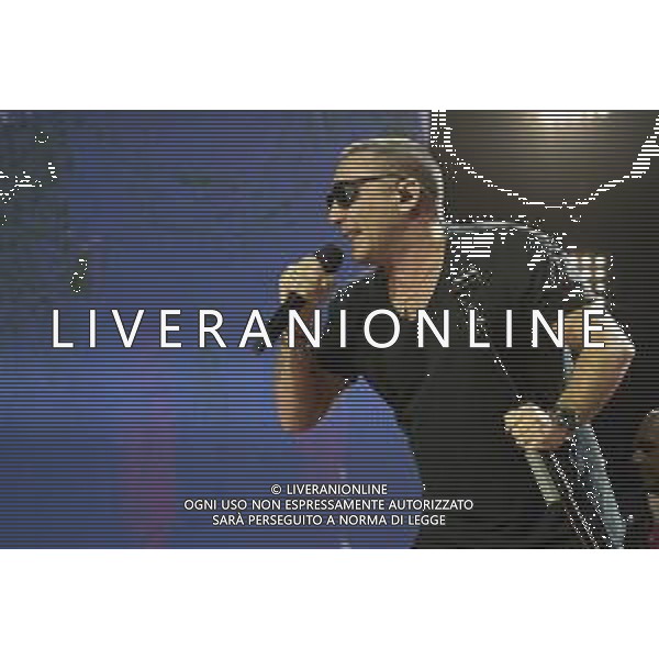 Roma 23 Novembre 2025 I Moda’ dal vivo al Palazzo dello Sport di Roma durante il loro ‘La notte dei Romantici Tour 2025’ Nella Foto: Francesco ‘Kekko’ Silvestre Foto Credit: Andrea Bracaglia- AGENZIA ALDO LIVERANI SAS