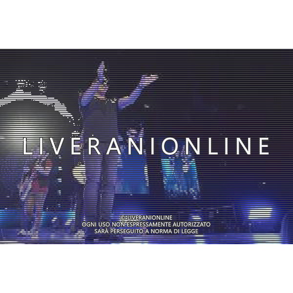 Roma 23 Novembre 2025 I Moda’ dal vivo al Palazzo dello Sport di Roma durante il loro ‘La notte dei Romantici Tour 2025’ Nella Foto: Francesco ‘Kekko’ Silvestre Foto Credit: Andrea Bracaglia- AGENZIA ALDO LIVERANI SAS