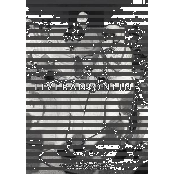 NEG-MONZA 06-09-1970 GRAN PREMIO D\'ITALIA F1 NELLA FOTO GIACOMO AGOSTINI CON CLAY REGAZZONI AG ALDO LIVERANI SAS 