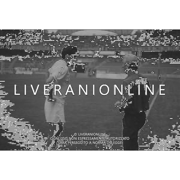 NEG- RETROSPETTIVA GIOVANNI TRAPATTONI ALLENATORE NELLA FOTO GIOVANNI TRAPATTONI JUVENTUS CALCIO NELL’ANNO 1992-1993 CON IL CALCIATORE MORENO TORRICELLI AG ALDO LIVERANI SAS