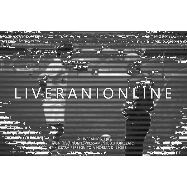 NEG- RETROSPETTIVA GIOVANNI TRAPATTONI ALLENATORE NELLA FOTO GIOVANNI TRAPATTONI JUVENTUS CALCIO NELL’ANNO 1992-1993 CON IL CALCIATORE MORENO TORRICELLI AG ALDO LIVERANI SAS