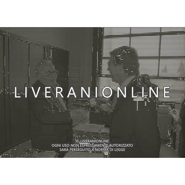 NEG-10-06-1997 COMO-PASSAGGIO DI PROPRIETA\' DEL COMO CALCIO DALLA PRESIDENZA MARIO BERETTA A ENRICO PREZIOSI NELLA FOTO ENRICO PREZIOSI NUOVO PRESIDENTE DEL COMO CALCIO CON IL PRESIDENTE DEL COMO CALCIO MARIO BERETTA AL PASSAGGIO DI PROPRIETA\' AG ALDO LIVERANI SAS