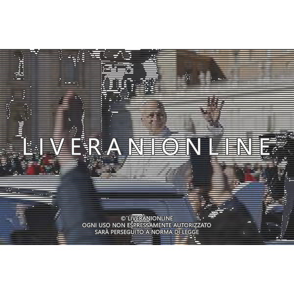 Giubileo delle corali Nella Papa Leone XIV saluta i fedeli Roma 23 11 2025 Piazza San Pietro Foto Francesco Casadei / Agenzia Aldo Liverani sas