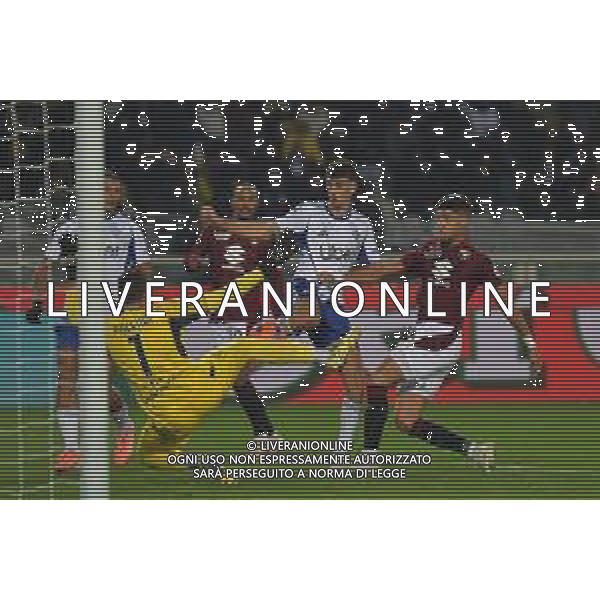 TVMV-Torino 24.11.2025 Stadio Grande Torino @Manuela Viganti/Ag. Aldo Liverani sas Torino vs Como Campionato Calcio Serie A Enilive 2025/2026 12a giornata Nella foto: parata di alberto paleari su jacobo ramon