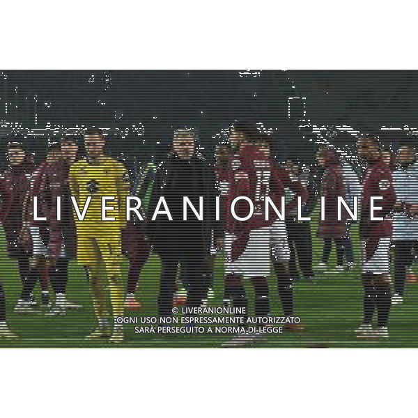 TVMV-Torino 24.11.2025 Stadio Grande Torino @Manuela Viganti/Ag. Aldo Liverani sas Torino vs Como Campionato Calcio Serie A Enilive 2025/2026 12a giornata Nella foto: marco baroni con i giocatori del torino fischiati a fine gara sotto la curva ©TVMV Viganti - AGENZIA ALDO LIVERANI SAS