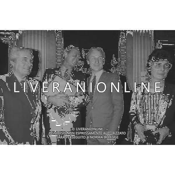 NEG- RETROSPETTIVA GIOVANNI TRAPATTONI ALLENATORE NELLA FOTO GIOVANNI TRAPATTONI A MILANO AL PREMIO PUNTUALITÀ’ VEGLIA BORLETTI CON RENZO ARBORE E VINCENZO TORRIANI AG ALDO LIVERANI SAS