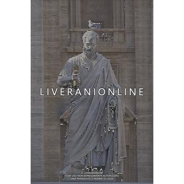 Citta\' del Vaticano 26 Novembre 2025 Udienza generale di Sua Santita\' Papa Leone XIV Nella Foto: gabbiani in piazza san pietro Foto Credit: Andrea Bracaglia