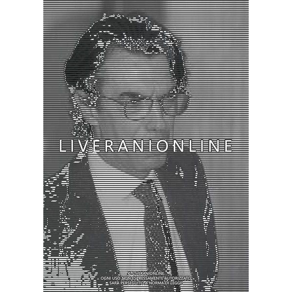 NEG-1995 MILANO IL PRESIDENTE DELL\'INTER MASSIMO MORATTI PRESIEDE UNA RIUNIONE CON GLI INTER CLUB A MILANO NELL\'ANNO 1995 AG ALDO LIVERANI SAS