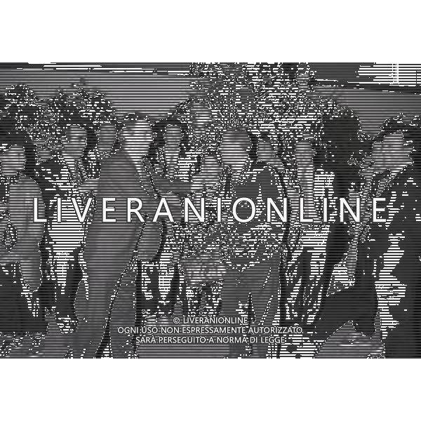 NEG- APPIANO GENTILE- IL PRESIDENTE DELL\'INTER MASSIMO MORATTI INTERVIENE AL NATALE DELLE GIOVANILI DELL\'INTER NELL\'ANNO 1995 NELLA FOTO MASSIMO MORATTI CON LUIS SUAREZ AG ALDO LIVERANI SAS