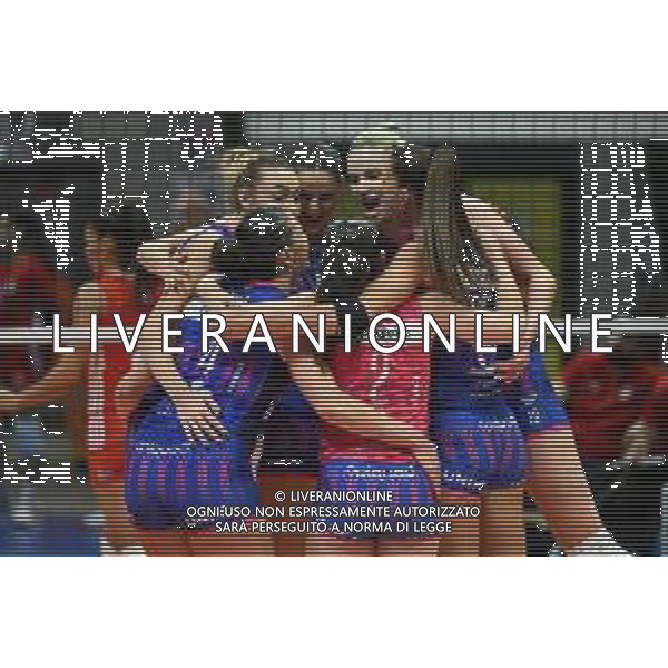 TVRG Milano vs Olympiacos nella foto esultanza Vero Volley Milano dopo un punto Monza 26-11-2025 Opiquad Arena Numia Vero Volley Milano vs Olympiacos Pireo CEV Champions League - Pool C 1a giornata foto Roberto Garavaglia/Agenzia Aldo Liverani sas