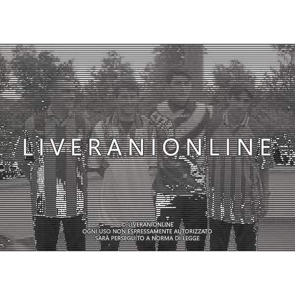 NEG--1995-1996 MILANO RADUNO INTER ALL\'HARBOUR CLUB NELLA FOTO GIUSEPPE BERGOMI CON MAURIZIO GANZ GIANLUCA PAGLIUCA E RAMBERT SEBASTIAN AG ALDO LIVERNI SAS