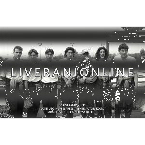 NEG--1995-1996 MILANO RADUNO INTER ALL\'HARBOUR CLUB NELLA FOTO DA SIN GIORGIO FREZOLINI- FABIO CINETTI-SEBASTIAN RAMBERT-SALVATORE FRESI-PAUL INCE- FELICE CENTOFANTI- MARCO LANDUCCI AG ALDO LIVERNI SAS