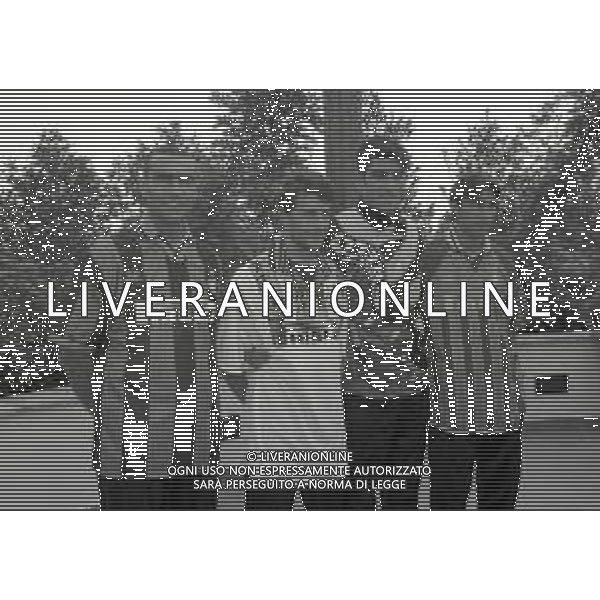 NEG--1995-1996 MILANO RADUNO INTER ALL\'HARBOUR CLUB NELLA FOTO GIUSEPPE BERGOMI CON MAURIZIO GANZ GIANLUCA PAGLIUCA E RAMBERT SEBASTIAN AG ALDO LIVERNI SAS