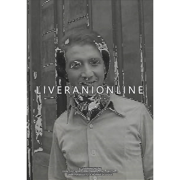 NEG-RETROSPETTIVA UMBERTO BALSAMO CANTANTE NELLA FOTO UMBERTO BALSAMO A MILANO NELL\'ANNO 1970 AG ALDO LIVERANI SAS