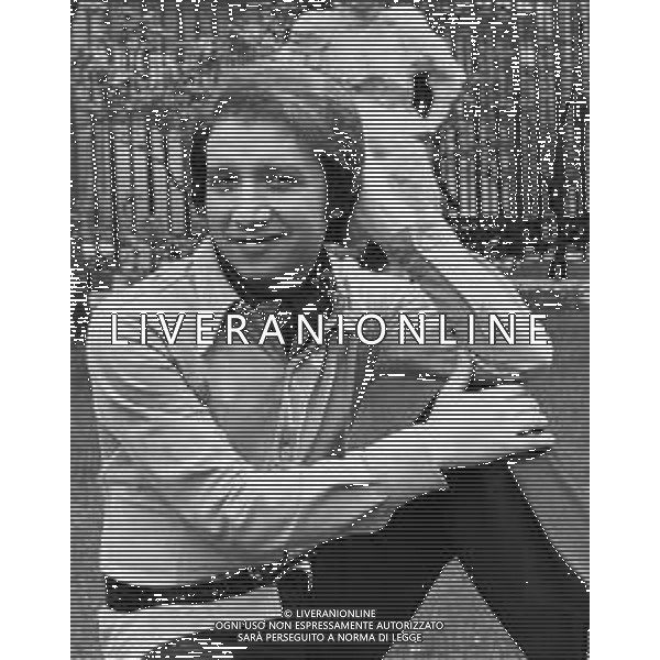 NEG-RETROSPETTIVA UMBERTO BALSAMO CANTANTE NELLA FOTO UMBERTO BALSAMO A MILANO NELL\'ANNO 1970 AG ALDO LIVERANI SAS 