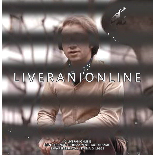 DIAP-RETROSPETTIVA UMBERTO BALSAMO CANTANTE NELLA FOTO UMBERTO BALSAMO A MILANO NELL\'ANNO 1970 AG ALDO LIVERANI SAS