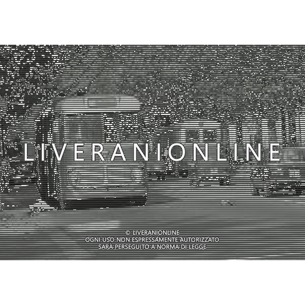 NEG- FILOBUS ATM MILANO ANNO 1974 AG ALDO LIVERANI SAS